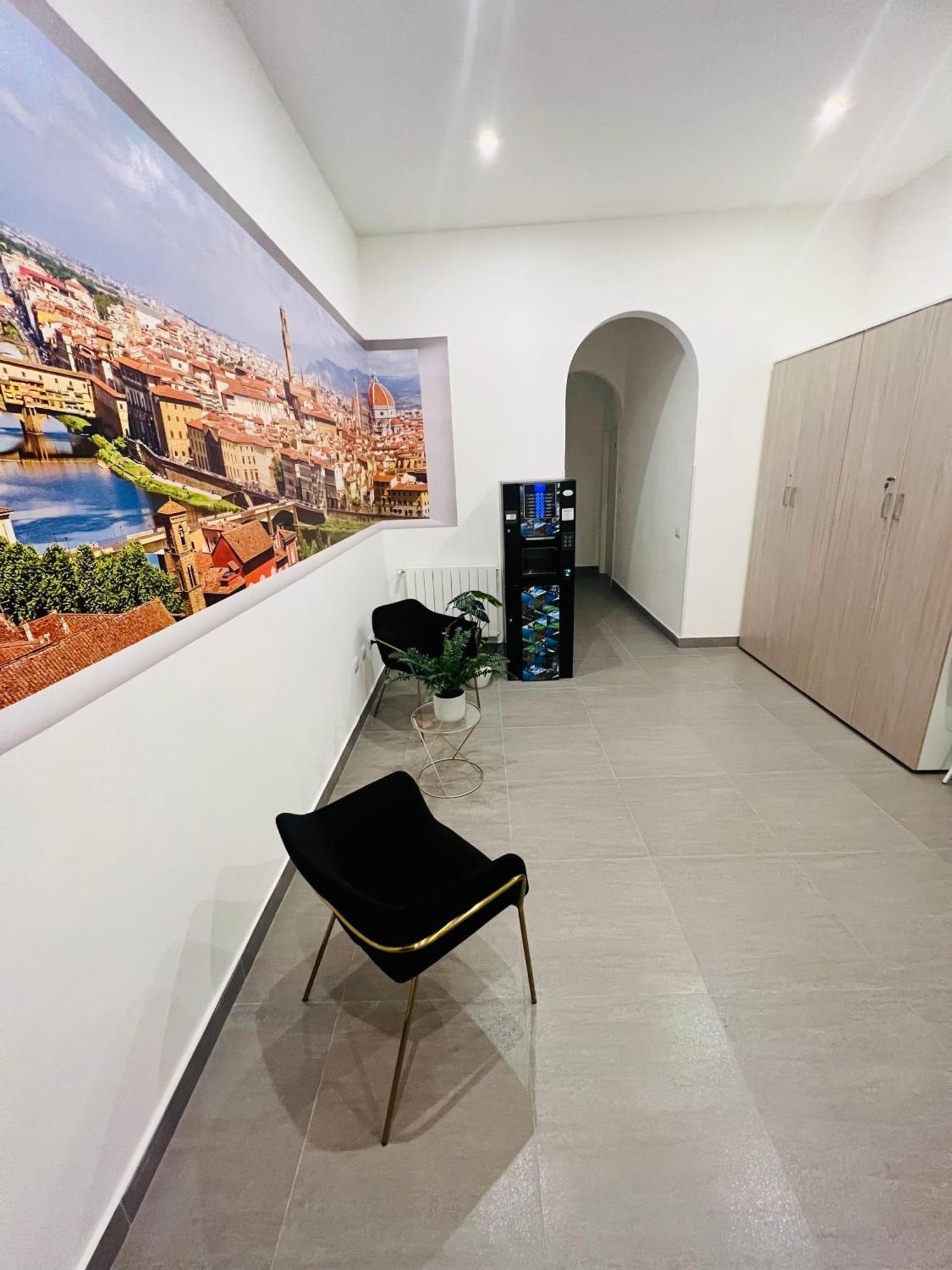 Affittacamere Sant Antonino First Floor Relais *